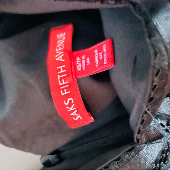 XS Saks Fifth Avenue black V neck V back midi dress - Picture 2 of 4